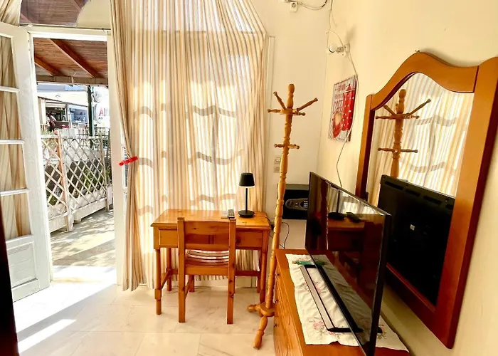 Marietta Boutique Apts